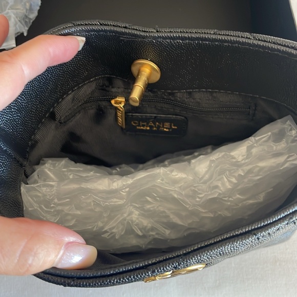 GWP Chanel Makeup  bag - Picture 11 of 16